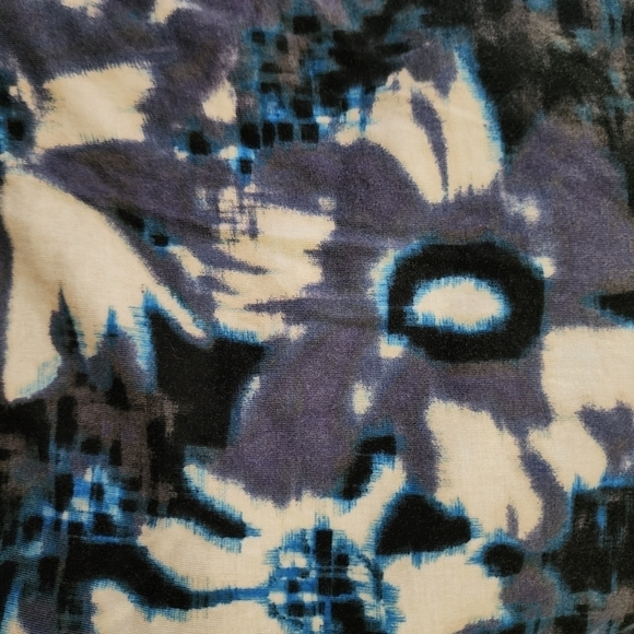 LOGO by Lori Goldstein Blue Floral Tunic Women's Small S Pockets Long Sleeve EUC - Picture 6 of 8